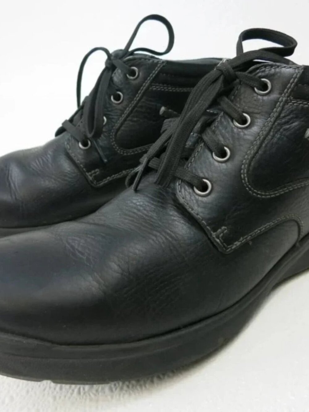Clarks Collection Lightweight Leather Chukka Boots Shoes Men's Footwear 10.5 W